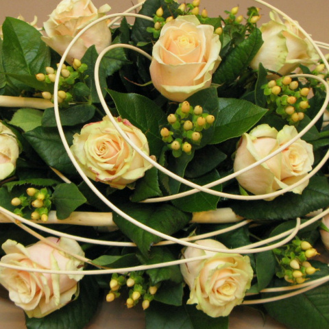 Floret z róż i ratanu PF-70-06 Floret z róż i ratanu PF-70-06