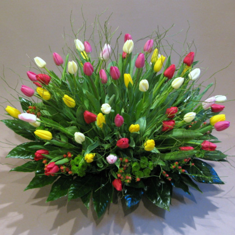 Kosz z tulipanów KK-107-04 Kosz z tulipanów KK-107-04