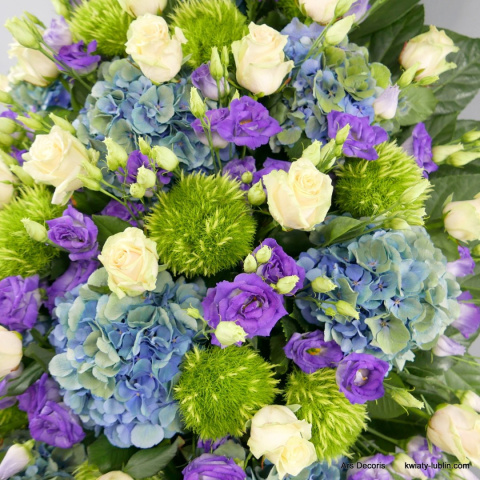 Wieniec róże i eustoma PW-108 Wieniec róże i eustoma PW-108