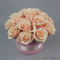 Flowerbox z róż duży FB-026-15..... różne kolory